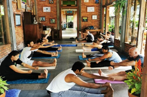Online yoga training Jakarta