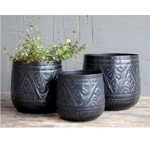 Shop for garden accessories online in the UK, featuring a variety of stylish and practical items to beautify your outdoor space and create a tranquil garden retreat.
https://em-home.co.uk/product-category/outdoor-living/garden-accessories/